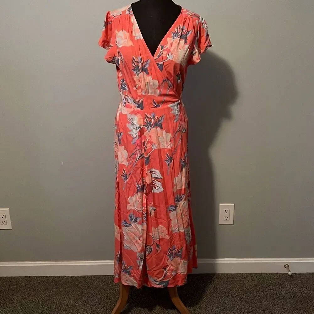 NWT Gap Womens Floral Print Midi Wrap Dress